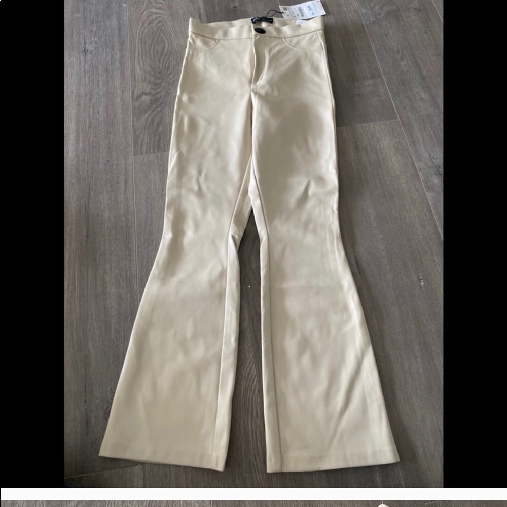 Wide leg pants